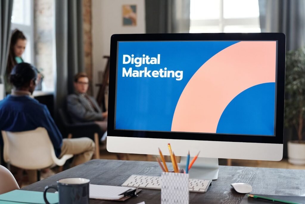 How Internet Marketing Experts Develop Campaigns That Convert